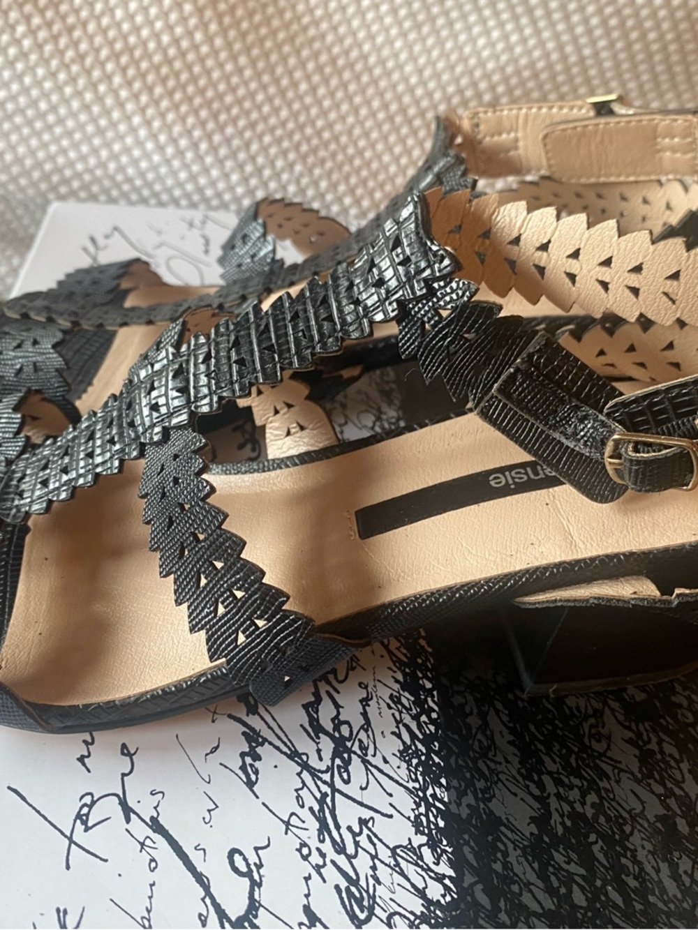 Kensie Hepburn T-Strap Ankle strap block heel Sandals textured vegan leather. - Picture 4 of 9